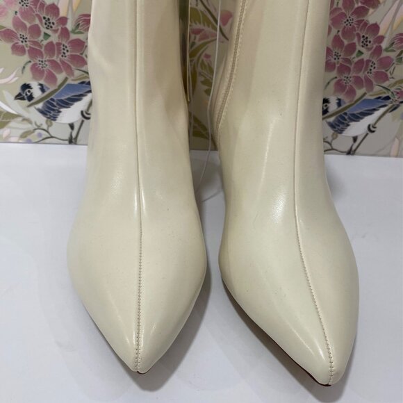 Pointed Toe Cream Ankle Boots Size 7 Faux Leather Zipper Closure Kitten Heel - Picture 3 of 9